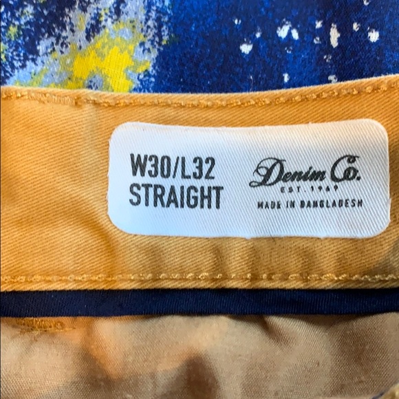 Jeans - Picture 2 of 2